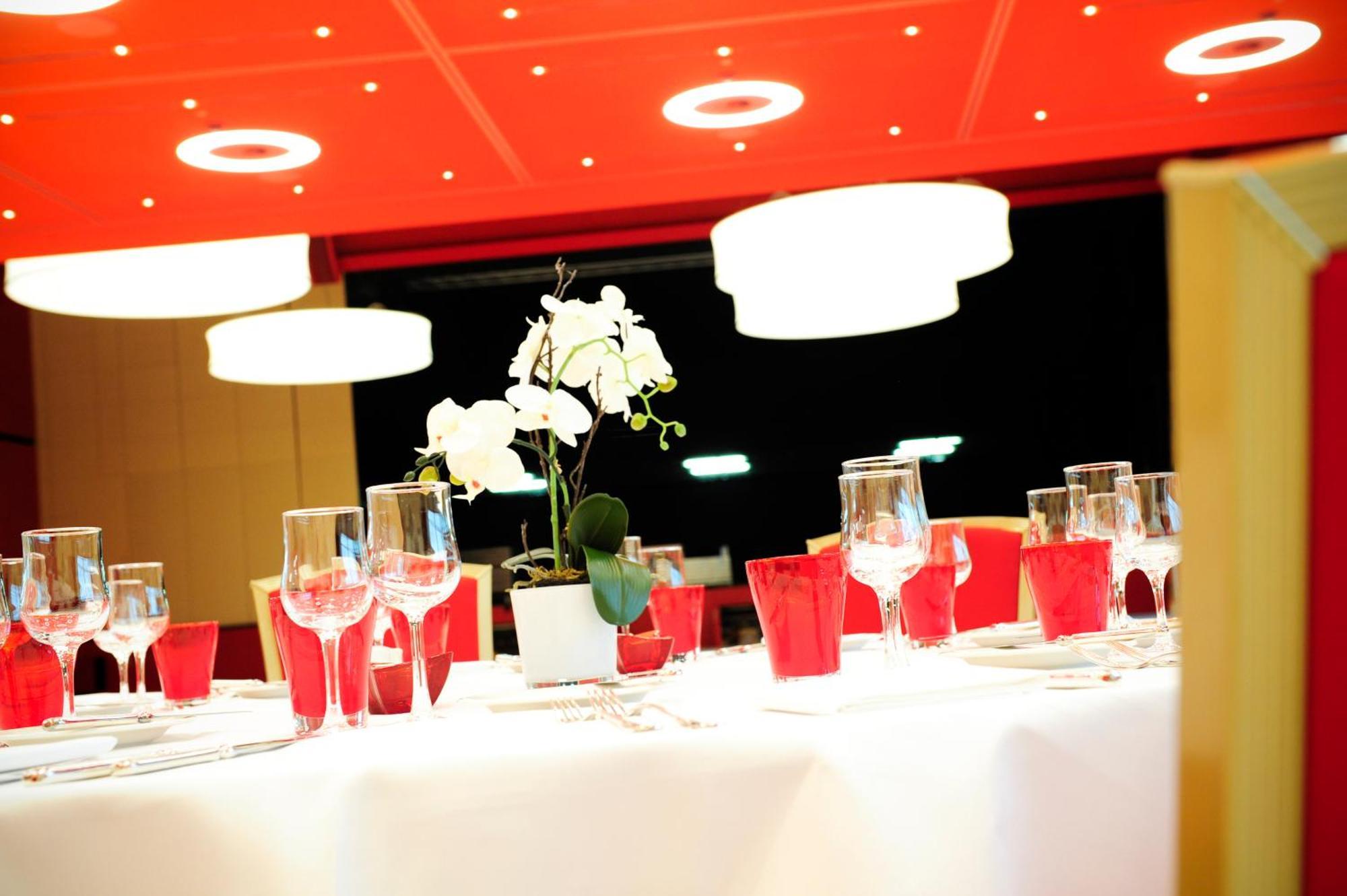 Отель Casino 2000 - Adult Guests Only Мондорф-Лес-Баинс Экстерьер фото
